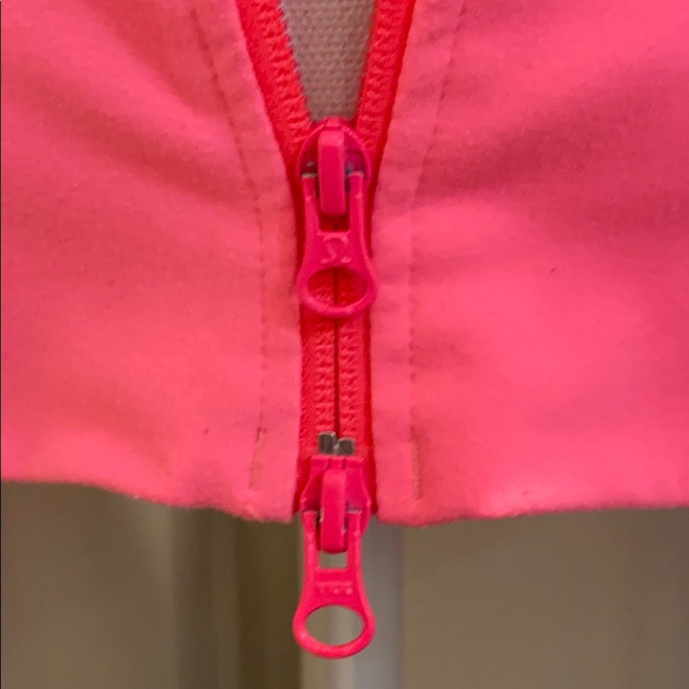 Lululemon jacket - Picture 5 of 8